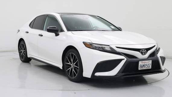 TOYOTA CAMRY 2021 4T1G11AK1MU559729 image