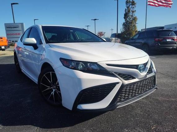 TOYOTA CAMRY 2021 4T1G31AK7MU556182 image