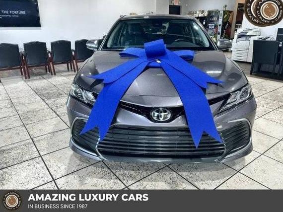TOYOTA CAMRY 2021 4T1C11AKXMU588824 image