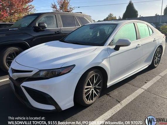 TOYOTA CAMRY 2021 4T1G11BK1MU036600 image