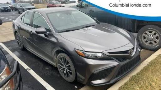 TOYOTA CAMRY 2021 4T1G11AKXMU429027 image