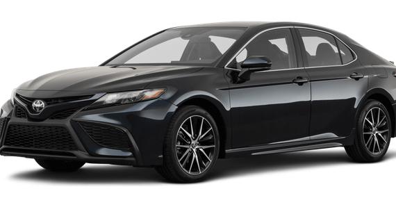 TOYOTA CAMRY 2021 4T1G11AK5MU492469 image