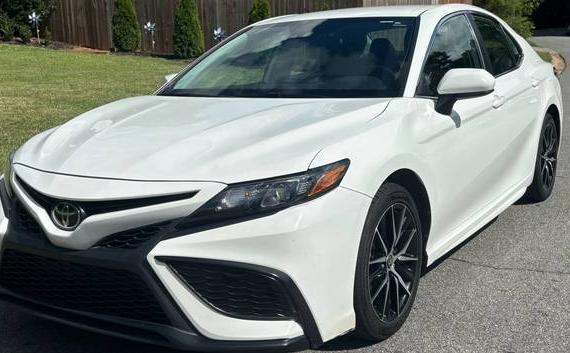TOYOTA CAMRY 2021 4T1G11AK1MU469917 image