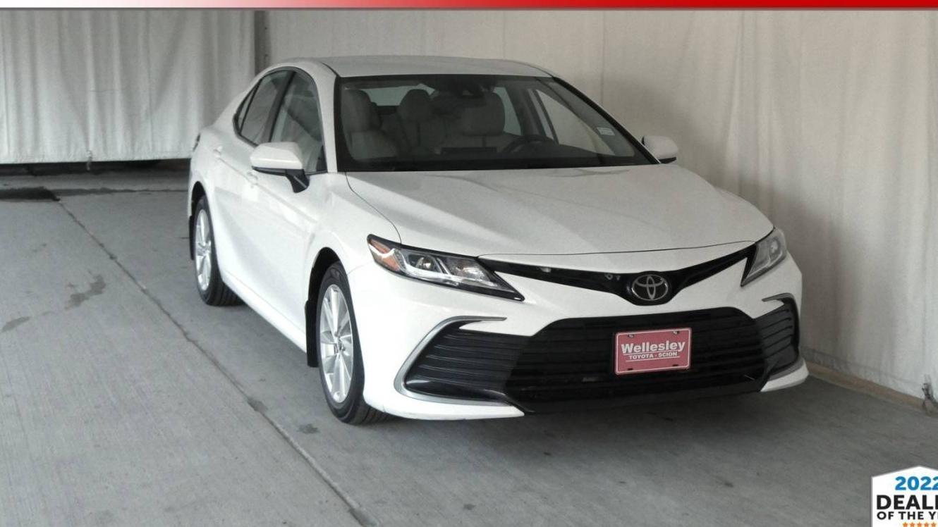 TOYOTA CAMRY 2021 4T1C11BK5MU042141 image