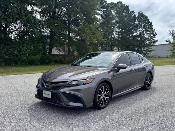 TOYOTA CAMRY 2021 4T1G11AK6MU520621 image