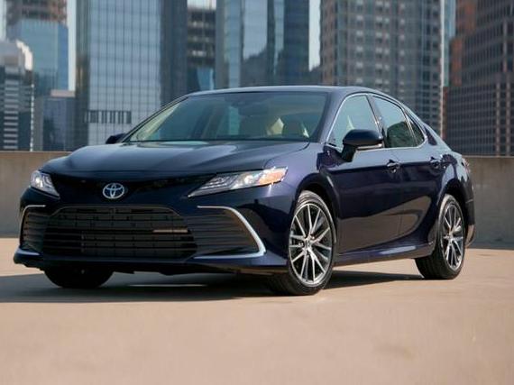 TOYOTA CAMRY 2021 4T1G11AK2MU405904 image
