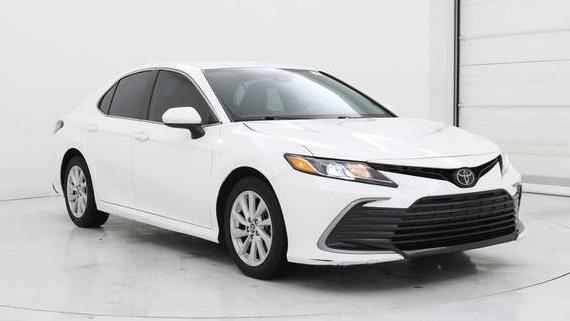 TOYOTA CAMRY 2021 4T1C11AK7MU491614 image