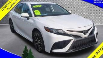 TOYOTA CAMRY 2021 4T1G11AK1MU591886 image
