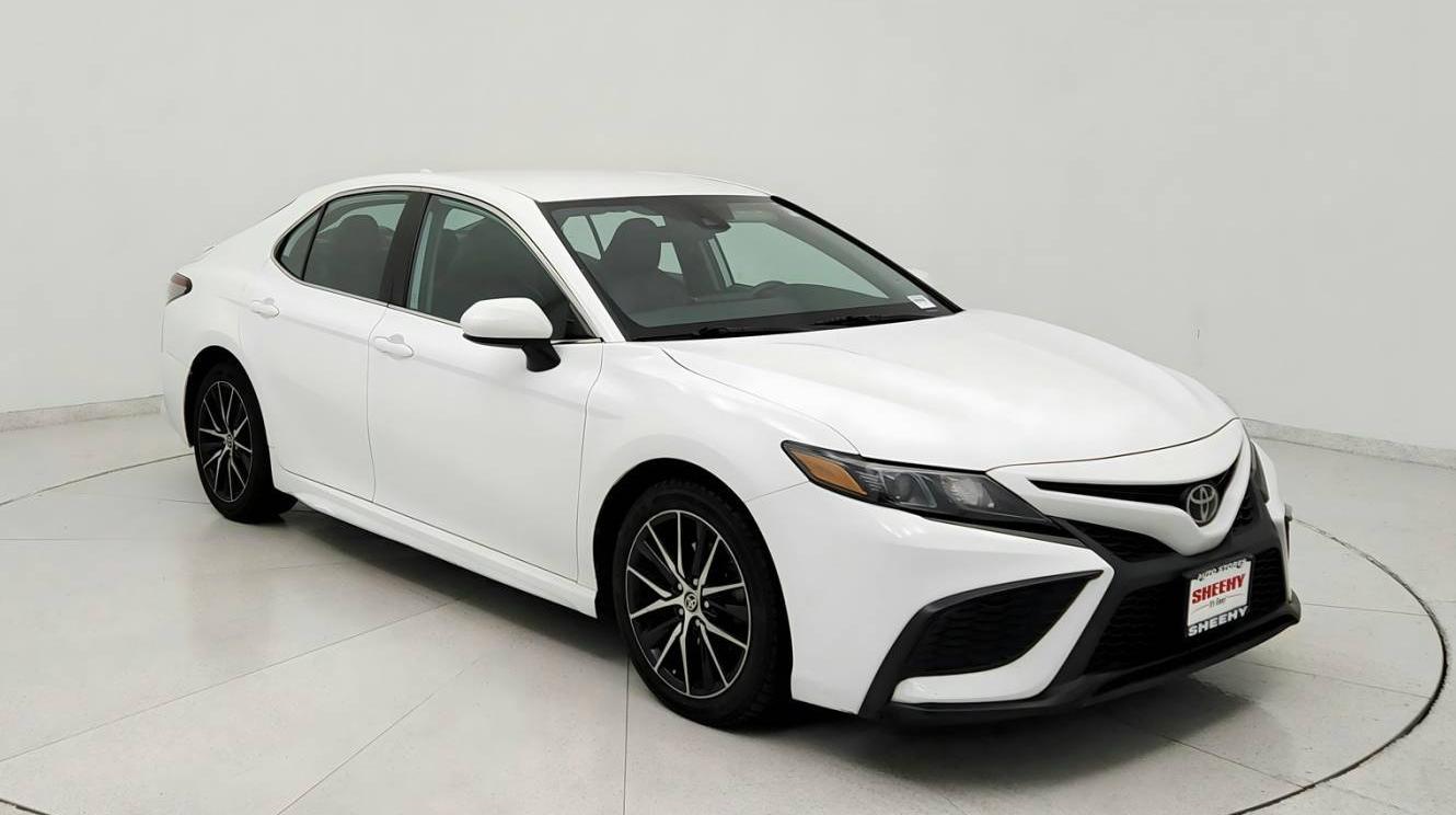 TOYOTA CAMRY 2021 4T1G11AK6MU544160 image