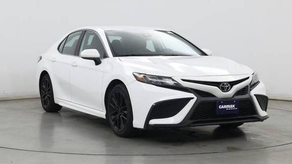 TOYOTA CAMRY 2021 4T1G11AK9MU589674 image