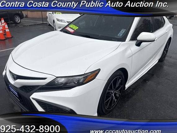 TOYOTA CAMRY 2021 4T1G11AK7MU411617 image