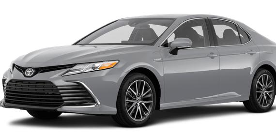 TOYOTA CAMRY 2021 4T1C11AK5MU544200 image