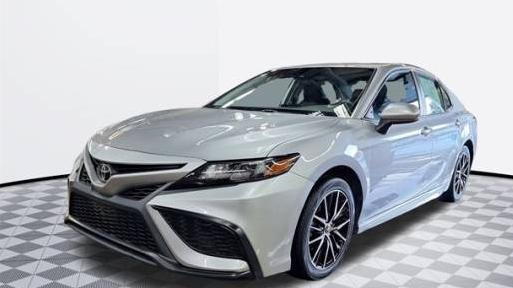 TOYOTA CAMRY 2021 4T1G11AKXMU550608 image