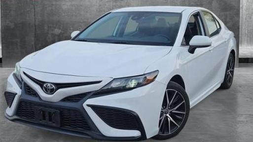 TOYOTA CAMRY 2021 4T1G11AK1MU551548 image