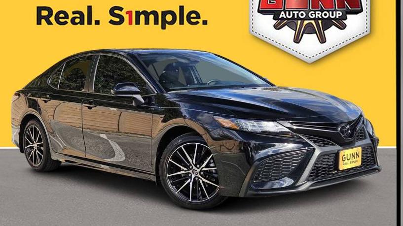 TOYOTA CAMRY 2021 4T1G11AK6MU492142 image