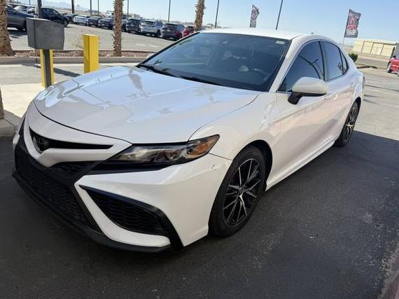 TOYOTA CAMRY 2021 4T1G11AKXMU600150 image
