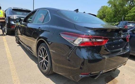 TOYOTA CAMRY 2021 4T1G11AKXMU547059 image