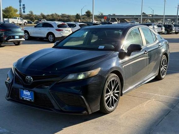 TOYOTA CAMRY 2021 4T1T11BK3MU038086 image