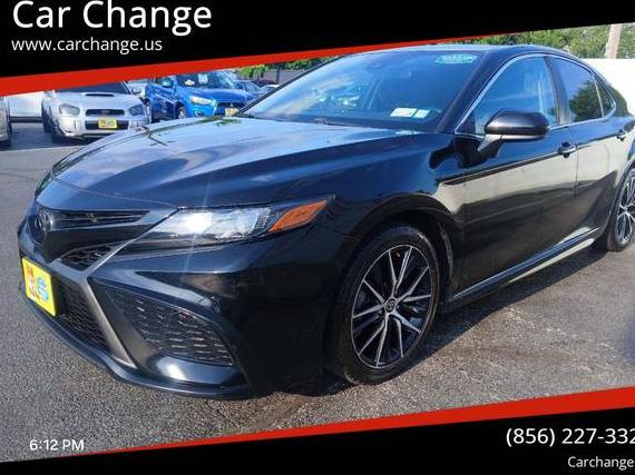 TOYOTA CAMRY 2021 4T1G11AK1MU515682 image