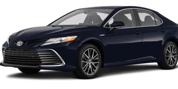 TOYOTA CAMRY 2021 4T1C11AK0MU608871 image