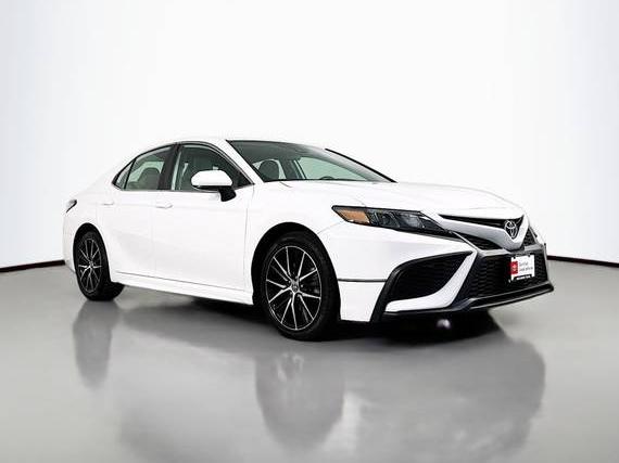 TOYOTA CAMRY 2021 4T1G11AK1MU438599 image TOYOTA CAMRY 2021 4T1G11AK1MU438599 image