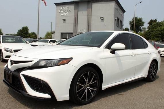 TOYOTA CAMRY 2021 4T1G11AK8MU611244 image
