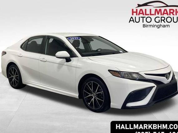TOYOTA CAMRY 2021 4T1G11AK1MU427327 image