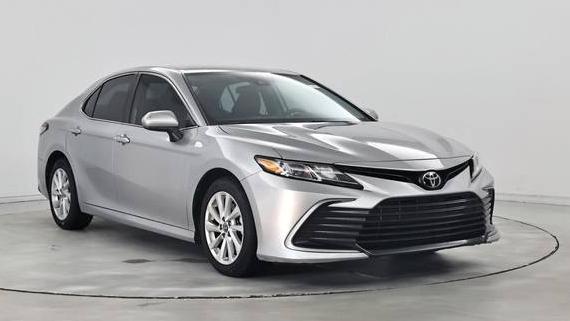 TOYOTA CAMRY 2021 4T1C11AK1MU464375 image