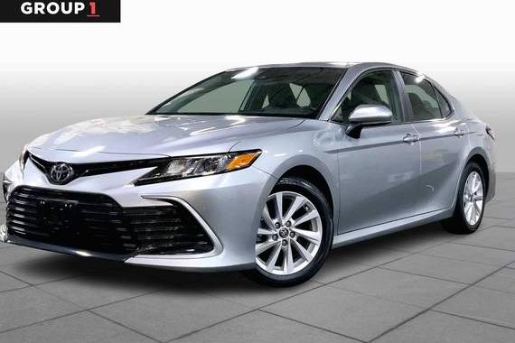 TOYOTA CAMRY 2021 4T1C11AK7MU425029 image