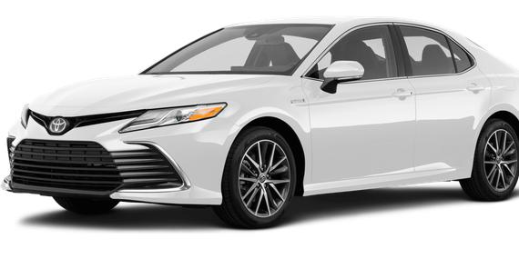 TOYOTA CAMRY 2021 4T1C11AK5MU543094 image