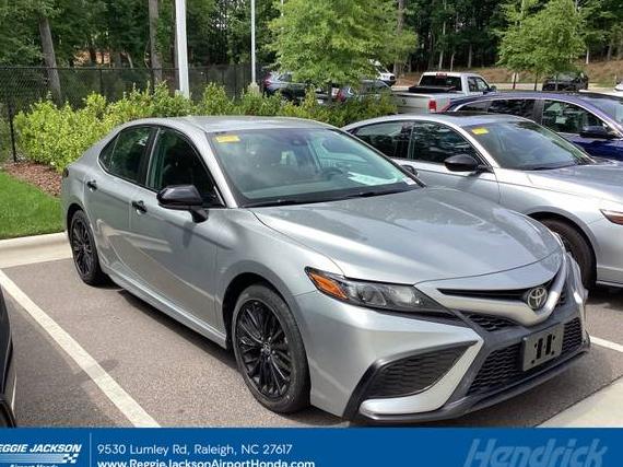 TOYOTA CAMRY 2021 4T1G11AK2MU481722 image