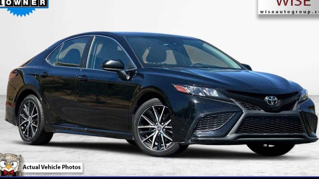 TOYOTA CAMRY 2021 4T1G11AK2MU473202 image