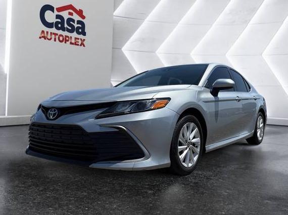 TOYOTA CAMRY 2021 4T1C11AK0MU454422 image