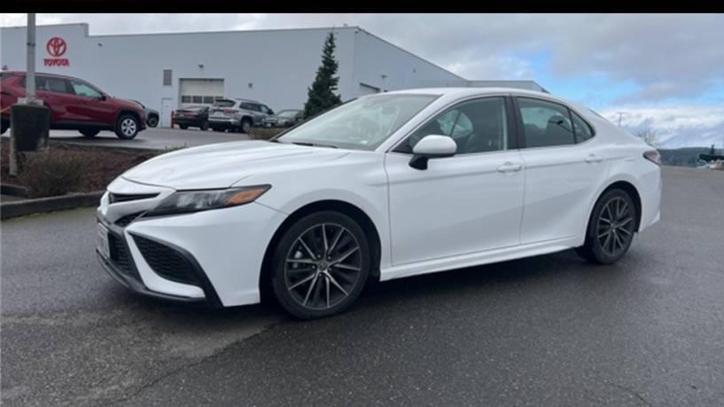 TOYOTA CAMRY 2021 4T1G11AK3MU596457 image