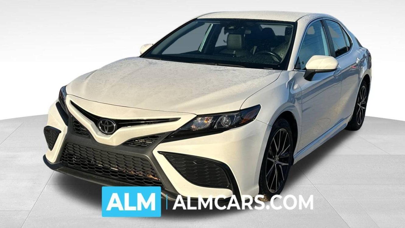 TOYOTA CAMRY 2021 4T1G11AK9MU552527 image