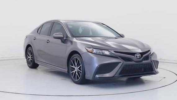 TOYOTA CAMRY 2021 4T1G11AK2MU495622 image