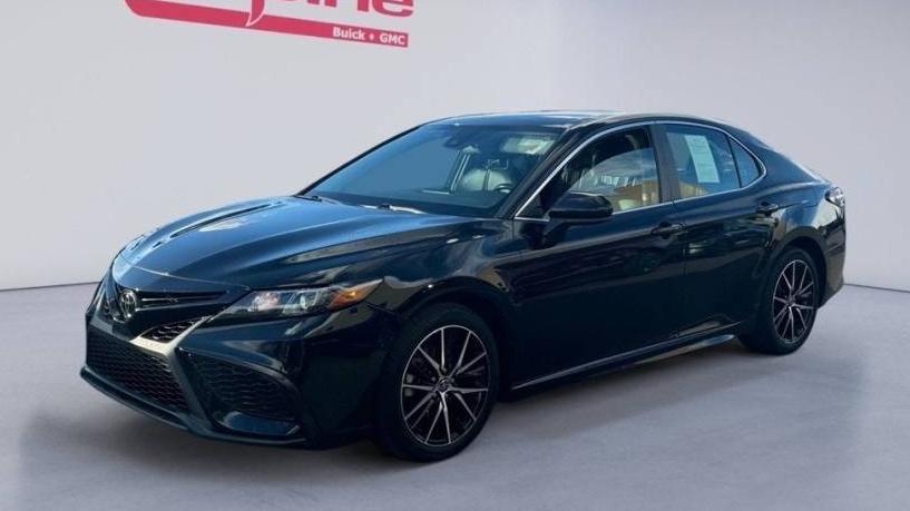 TOYOTA CAMRY 2021 4T1G11AK1MU465463 image