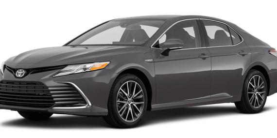TOYOTA CAMRY 2021 4T1C31AK6MU566605 image