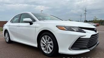 TOYOTA CAMRY 2021 4T1C11AKXMU455741 image