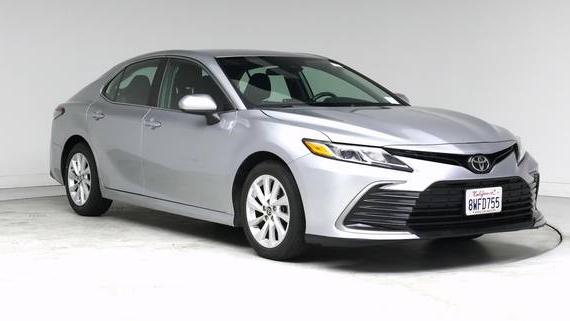 TOYOTA CAMRY 2021 4T1C11AK0MU572230 image