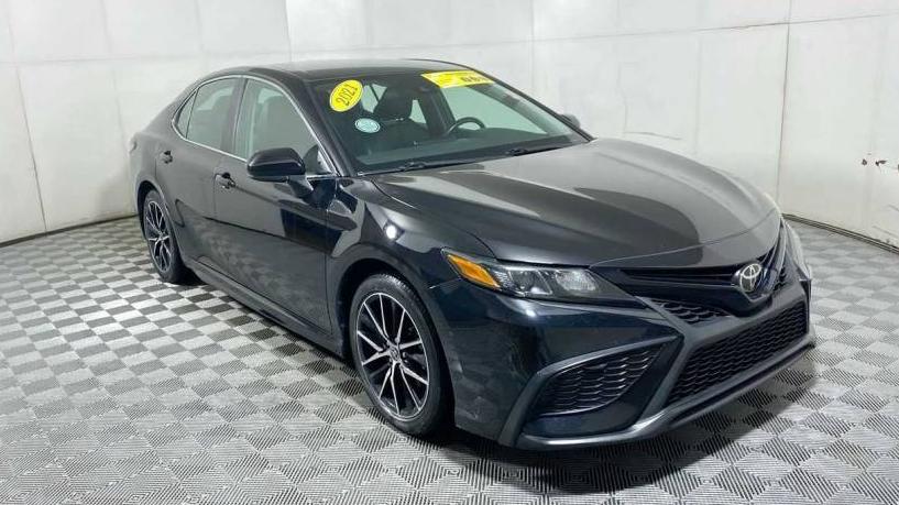 TOYOTA CAMRY 2021 4T1G11AK2MU425747 image