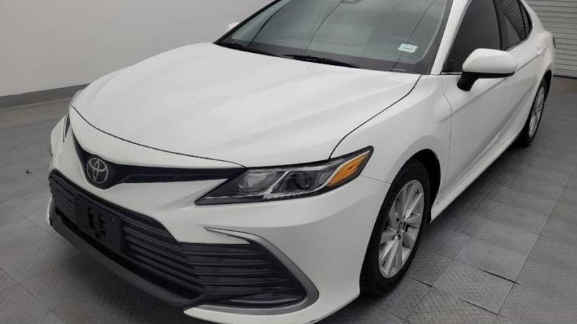 TOYOTA CAMRY 2021 4T1C11AK3MU430213 image