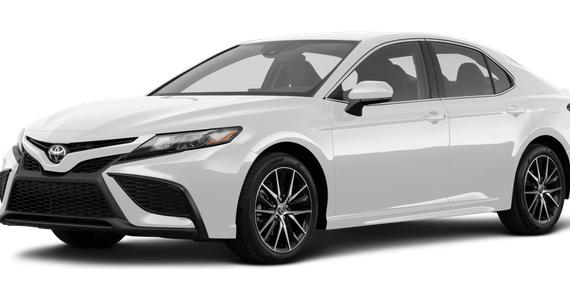 TOYOTA CAMRY 2021 4T1G11AK0MU413404 image