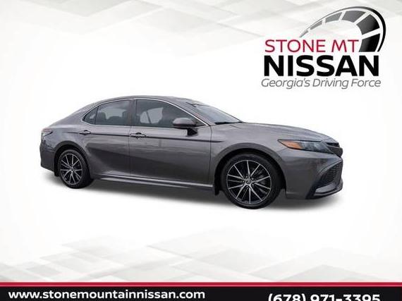 TOYOTA CAMRY 2021 4T1G11AK0MU496218 image