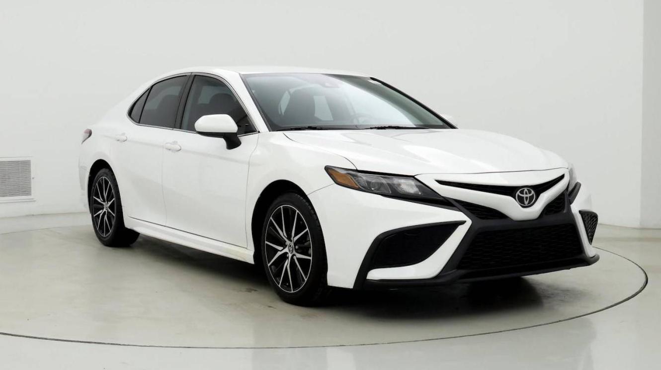 TOYOTA CAMRY 2021 4T1G11AK4MU611158 image