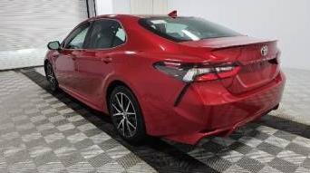 TOYOTA CAMRY 2021 4T1G11AKXMU475280 image