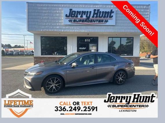 TOYOTA CAMRY 2021 4T1G11AK1MU424363 image