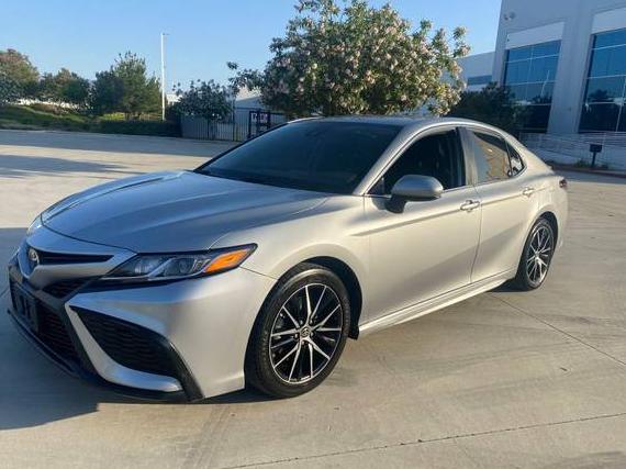 TOYOTA CAMRY 2021 4T1G11AK2MU467903 image