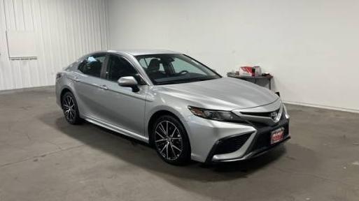 TOYOTA CAMRY 2021 4T1G11AK2MU472583 image