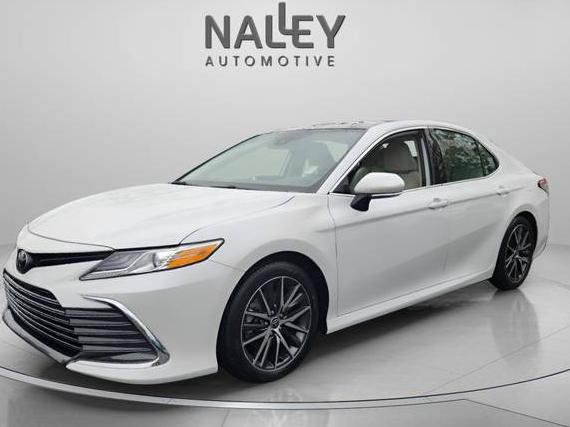 TOYOTA CAMRY 2021 4T1F11AK4MU597886 image